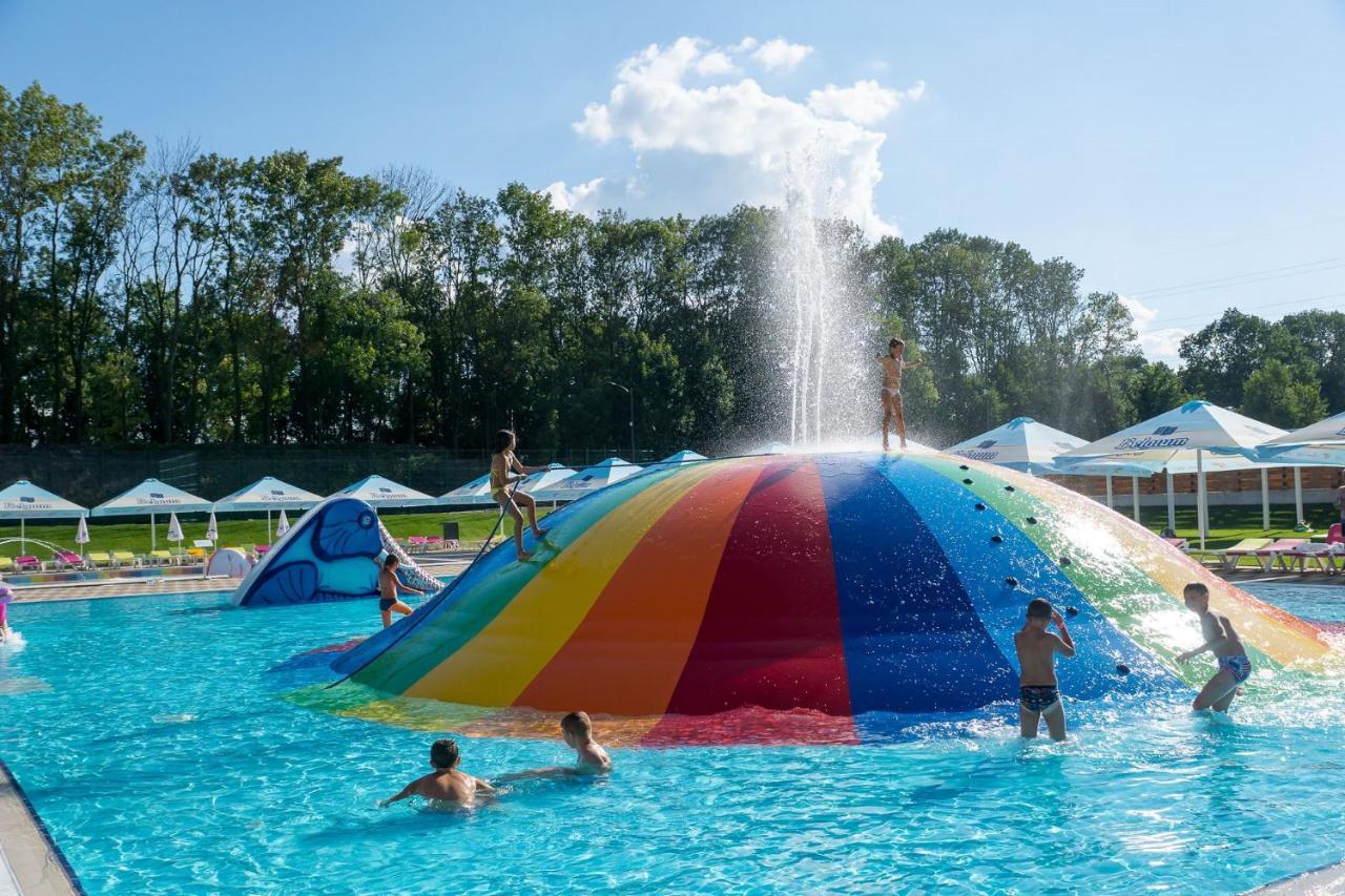 לבוב Drevny Grad Park-Hotel מראה חיצוני תמונה